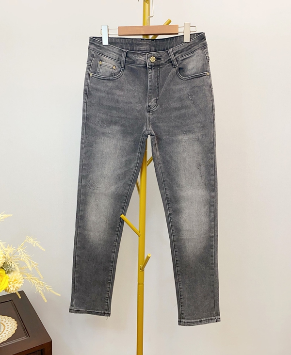 ブランドジーンズ背面デザイン